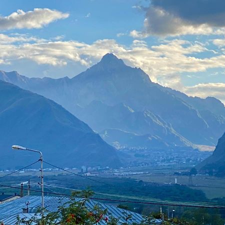 Hotel Kazbegi 1963 エクステリア 写真