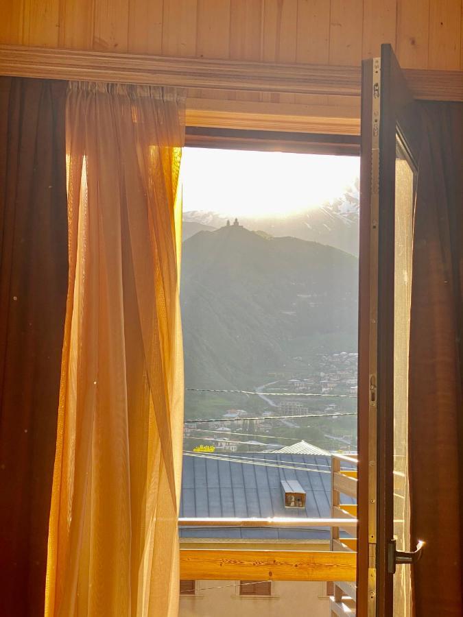 Hotel Kazbegi 1963 エクステリア 写真