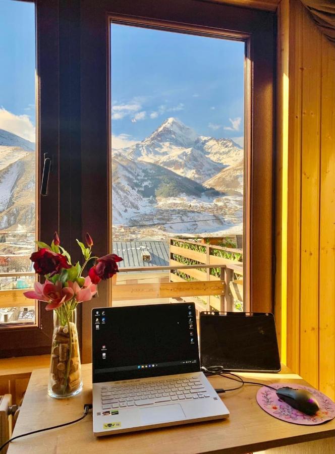 Hotel Kazbegi 1963 エクステリア 写真