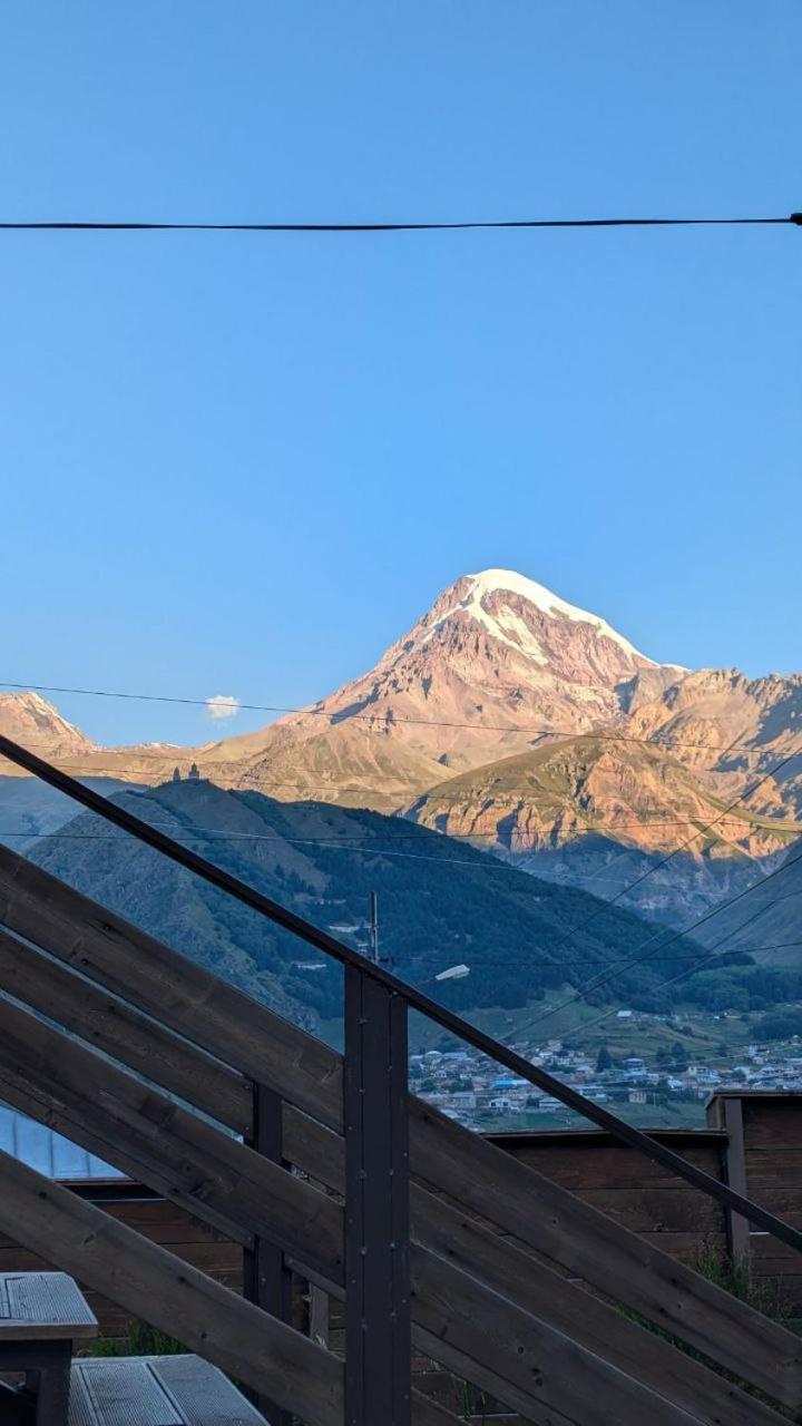 Hotel Kazbegi 1963 エクステリア 写真